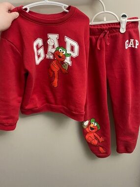 Elmo Set ❤️2 for 40❤️